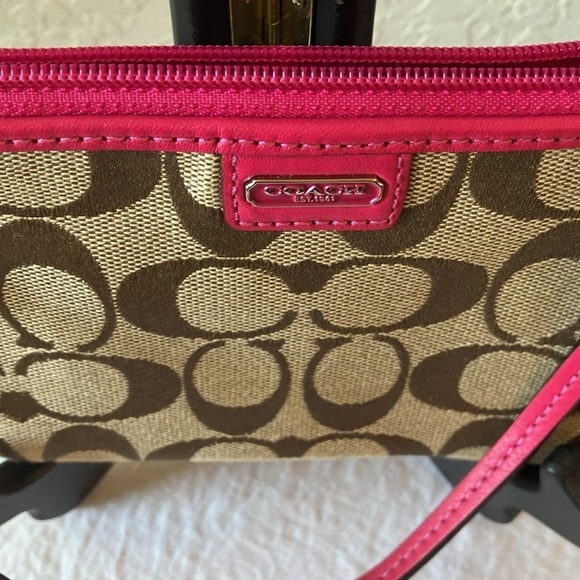 Coach: Khaki/Pink Signature Canvas/Leather wristlet/Clutch- 2 card slots - Picture 15 of 16